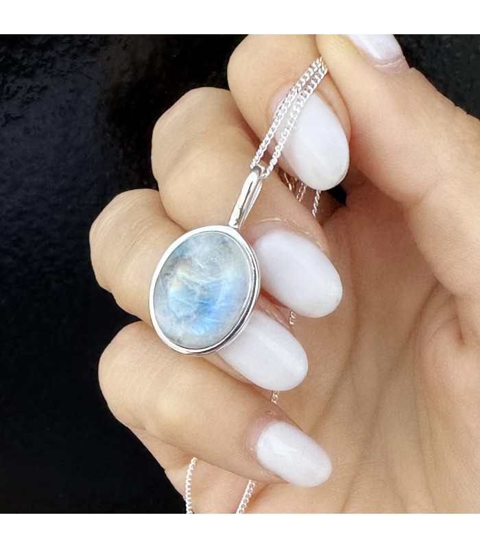 Dije de Piedra Luna Silver