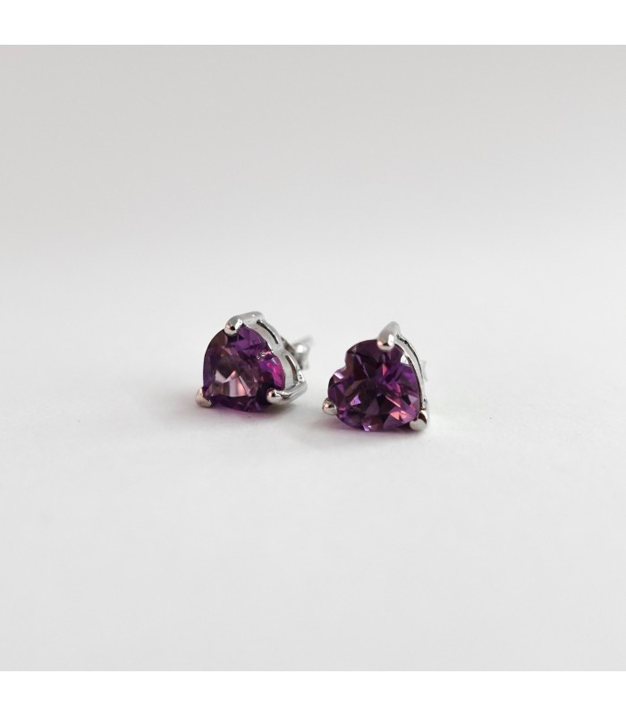 ARETES DE AMATISTA PULIDA FORMA CORAZON