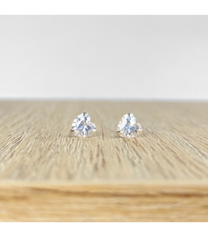 Arete corazón pulido White Topaz